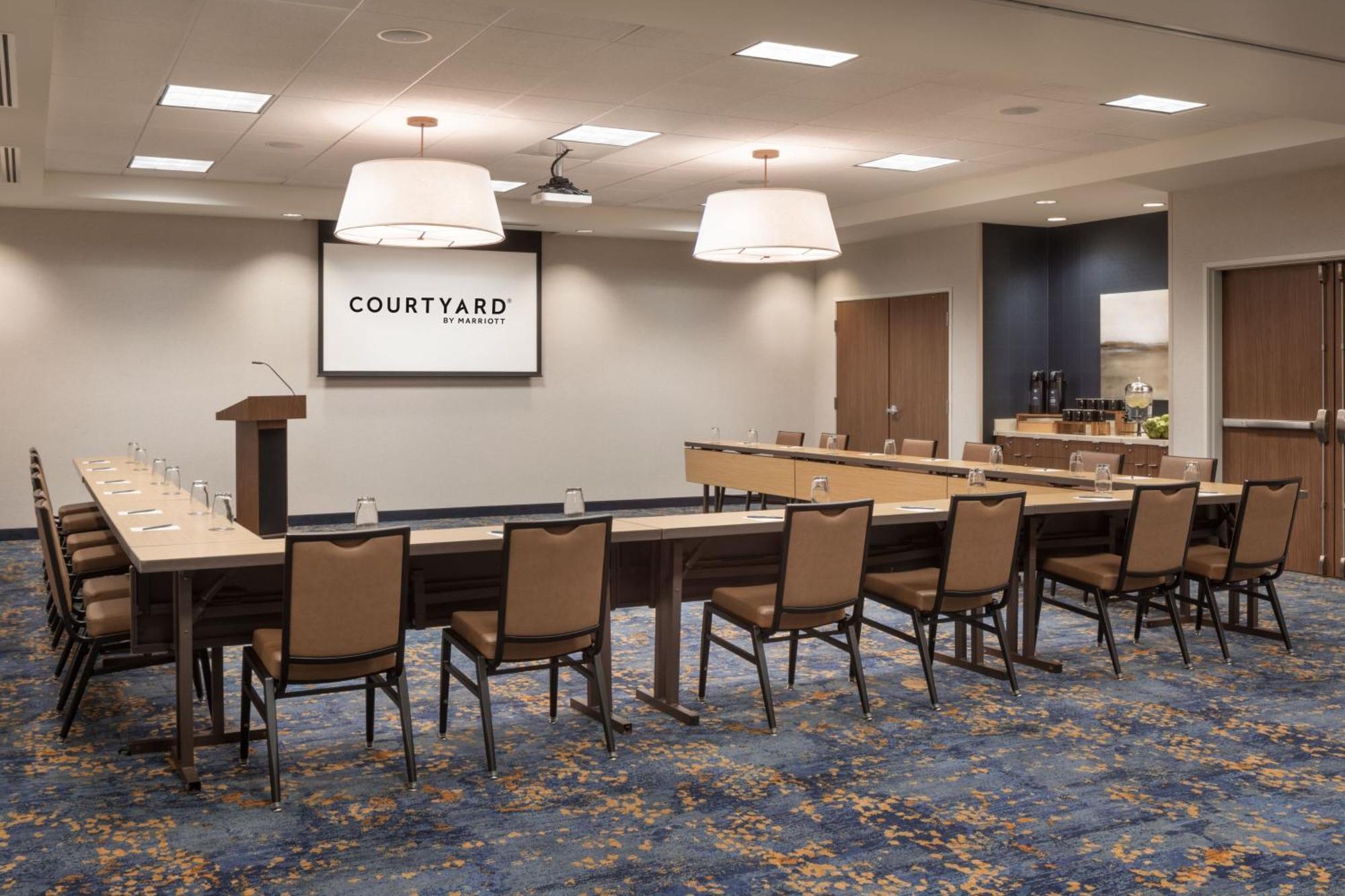 Отель Courtyard By Marriott Седона Экстерьер фото